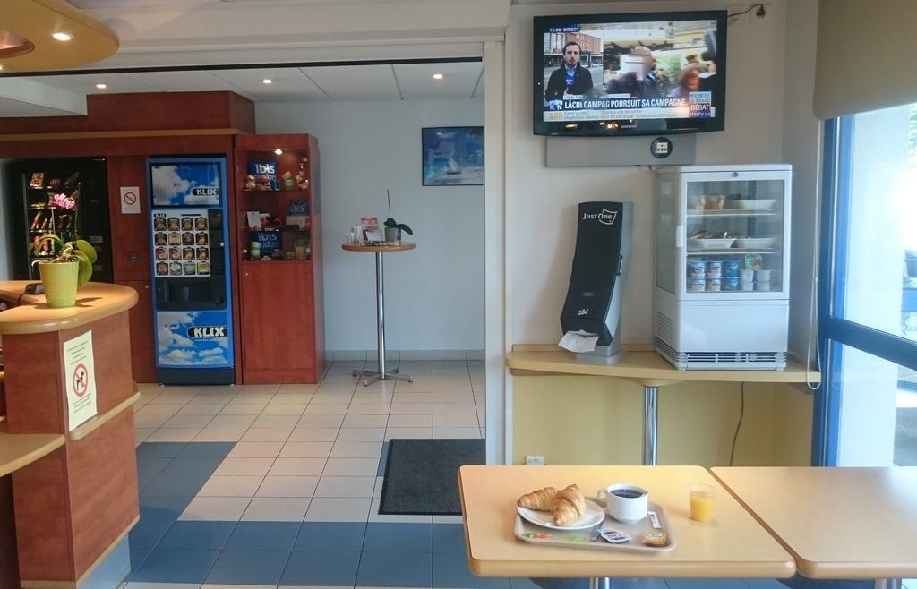 Ibis Budget Orleans Sud Comet Exterior foto